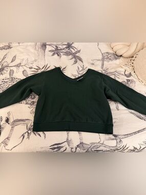 Universal Thread Dark Green Crewneck Sweatshirt